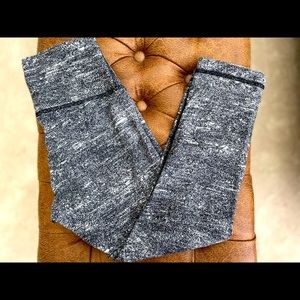 Lululemon Cropped Leggings